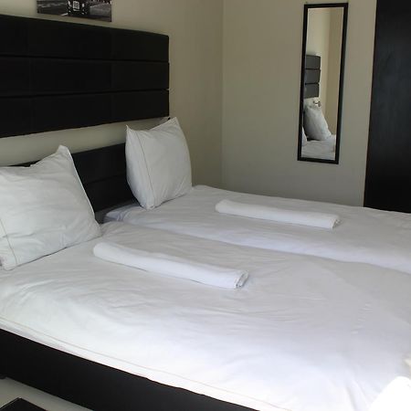 Tsumeb Guesthouse Kamho Экстерьер фото