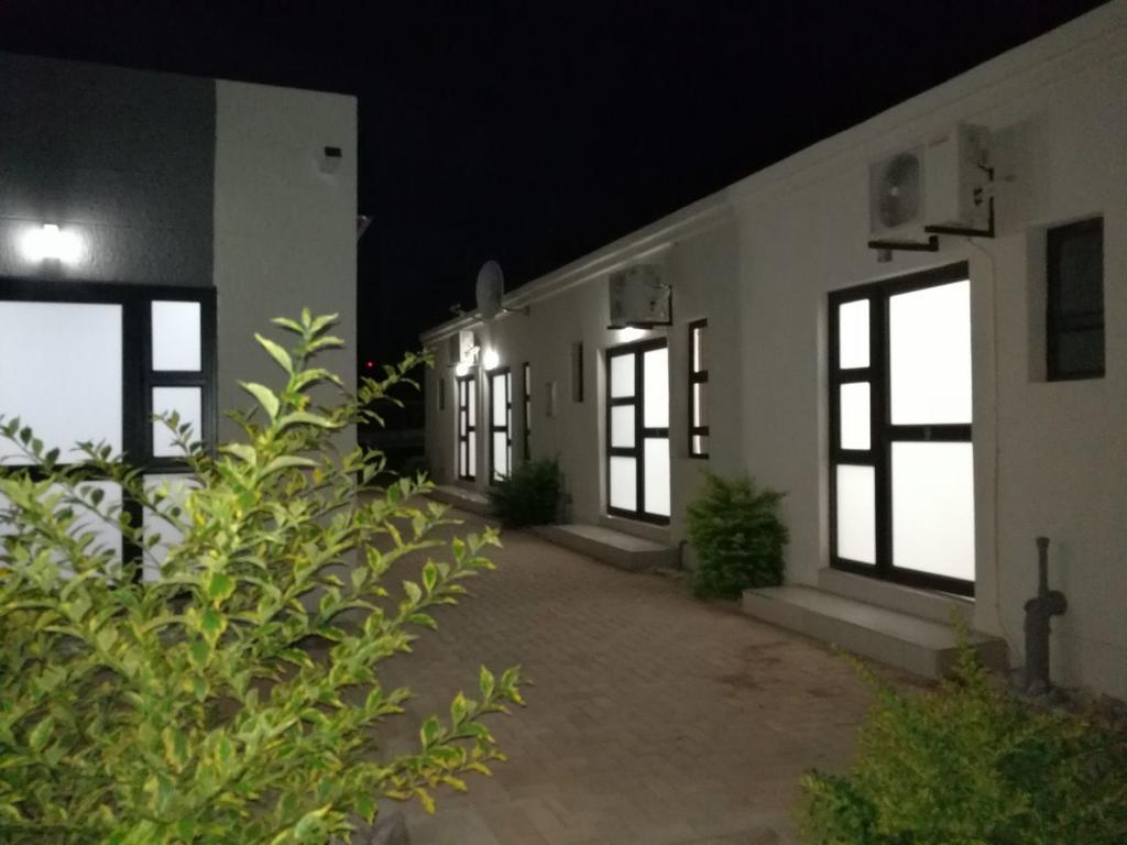 Tsumeb Guesthouse Kamho Экстерьер фото